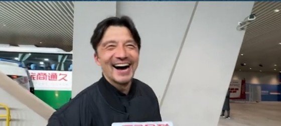 帶孩子和帶球隊哪個更累？謝暉笑言：都累，但帶孩子更累