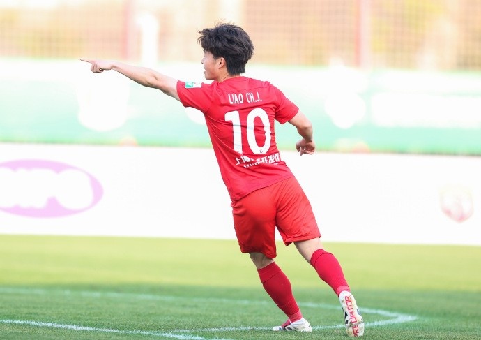 上海海港富盛經(jīng)開(kāi)隊(duì)2：1戰(zhàn)勝對(duì)手，取得2025中乙聯(lián)賽開(kāi)門紅